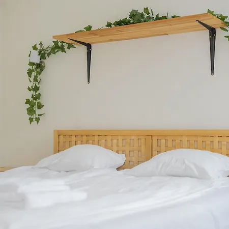 Nowy Swiat 41a By Nyx Varşova