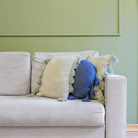 Nowy Swiat 41a By Nyx Daire