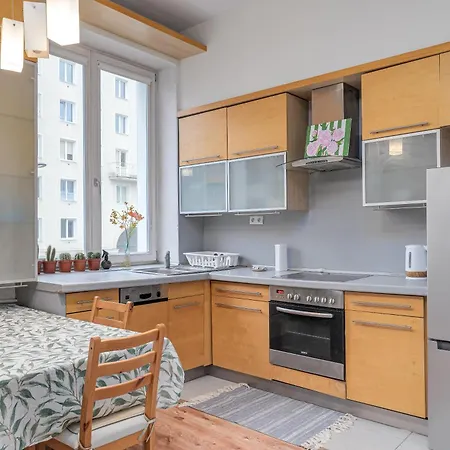 Nowy Swiat 41a By Nyx